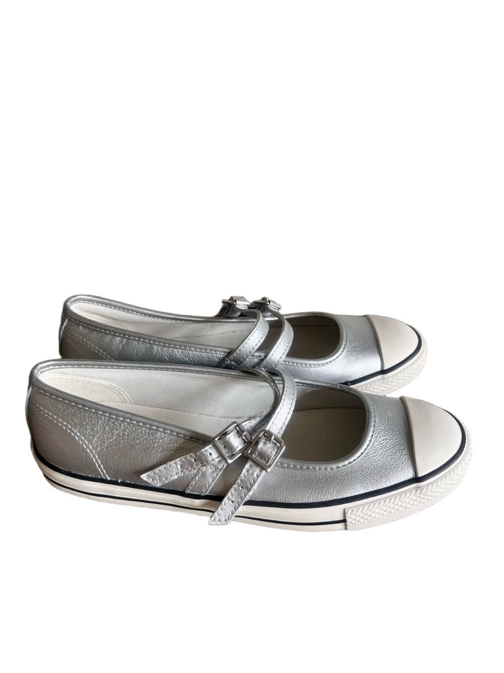 CONVERSE Dainty Mary Jane Silver Women's Shoe Size 8 #B1945
